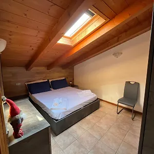 https://lunas-home-10-minutes-from-ponte-di-legno.it-lombardy.com
