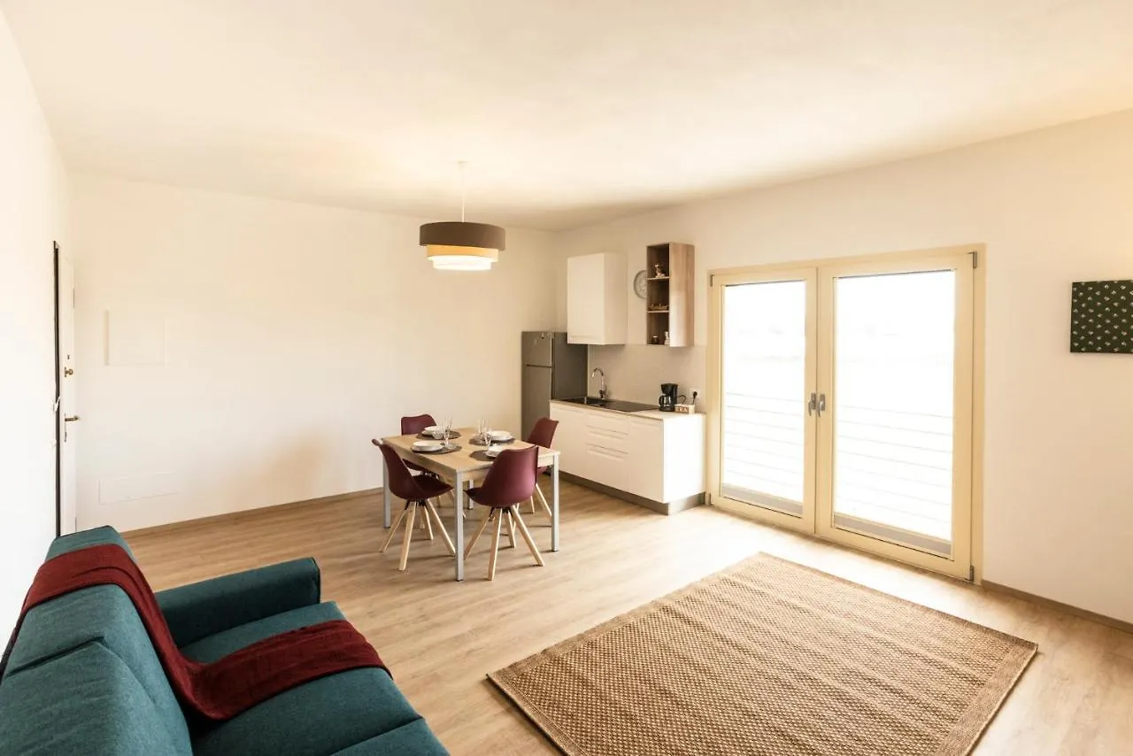 ורונה Borgoroma - Business & Apartments 0*,