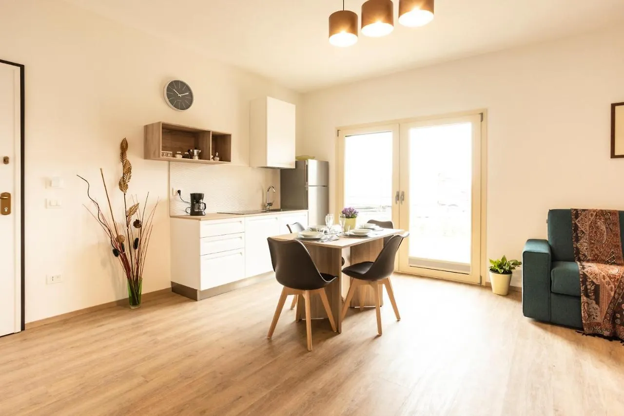 ורונה Borgoroma - Business & Apartments